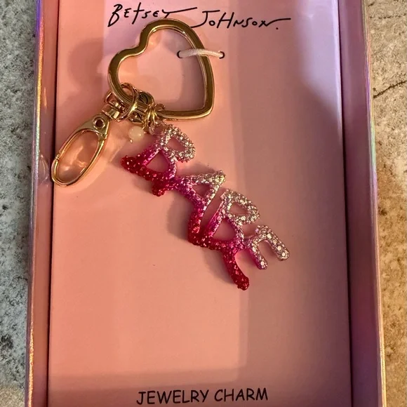 Betsey Johnson Pink Ombre 'BABE' Crystal Key Charm with Gold Heart Ring - Picture 1 of 1